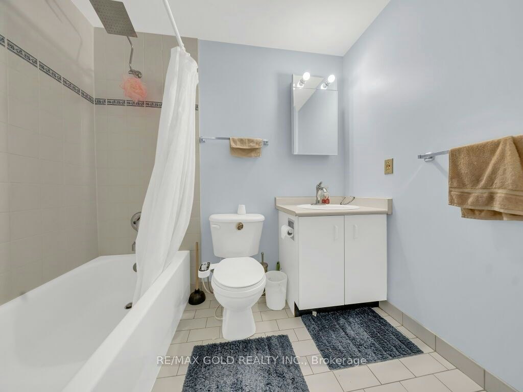 611-30 Blue Springs Drive, Waterloo, ON, N2J 4T2 - 35