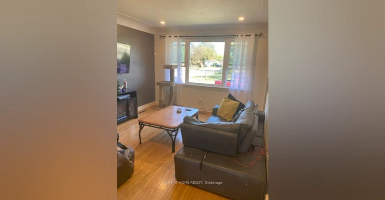 110 Howard Avenue, Hamilton, ON, L9A 2W7 - 2