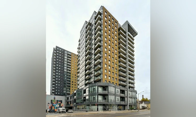 218-100 Garment Street