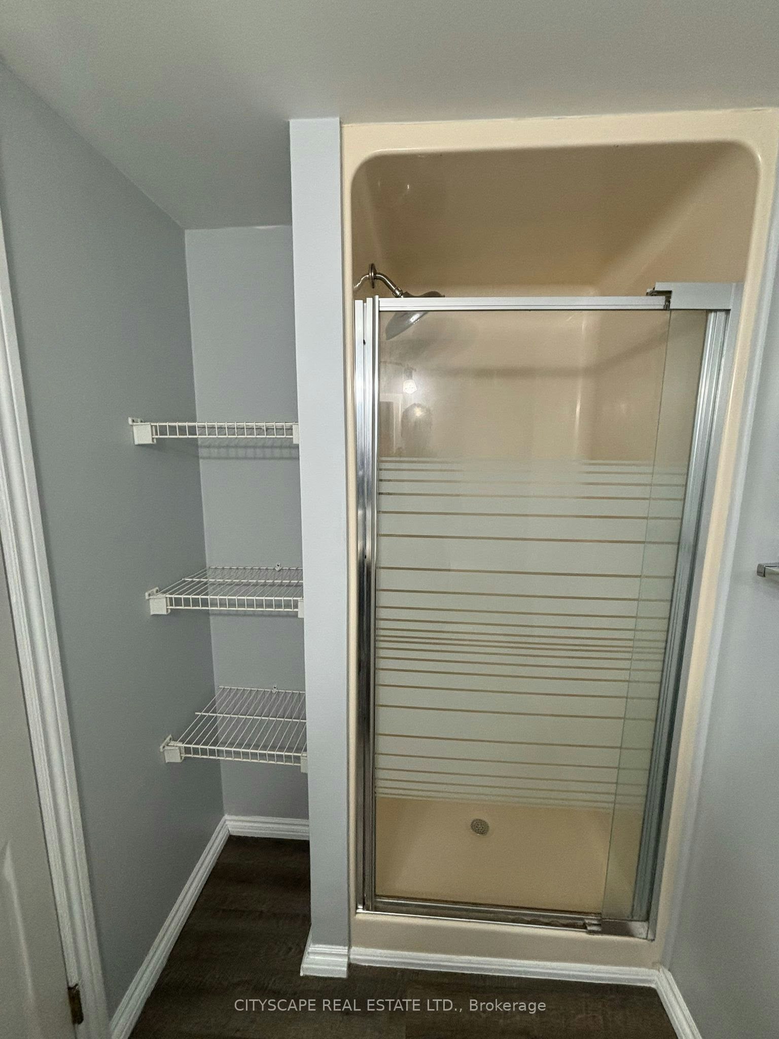 Basement-1050 Apache Road, London, ON, N5V 2W3 - 6