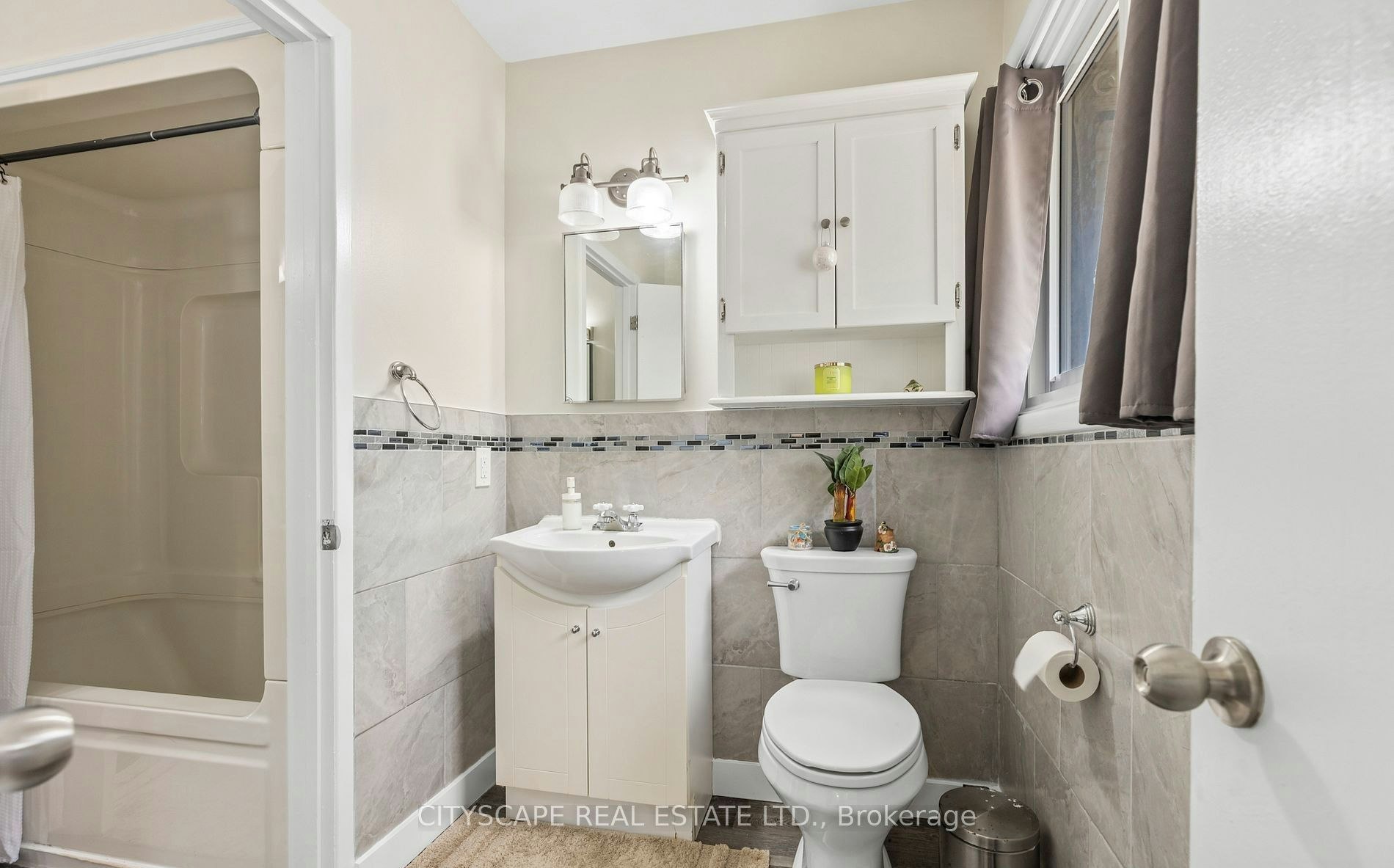 Main Floor-30 Tilipe Road, London, ON, N5V 2X4 - 8