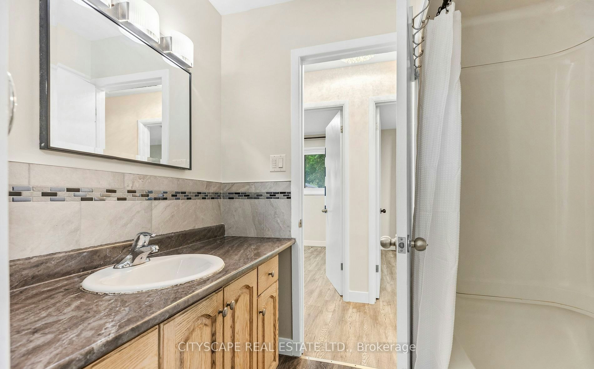 Main Floor-30 Tilipe Road, London, ON, N5V 2X4 - 10