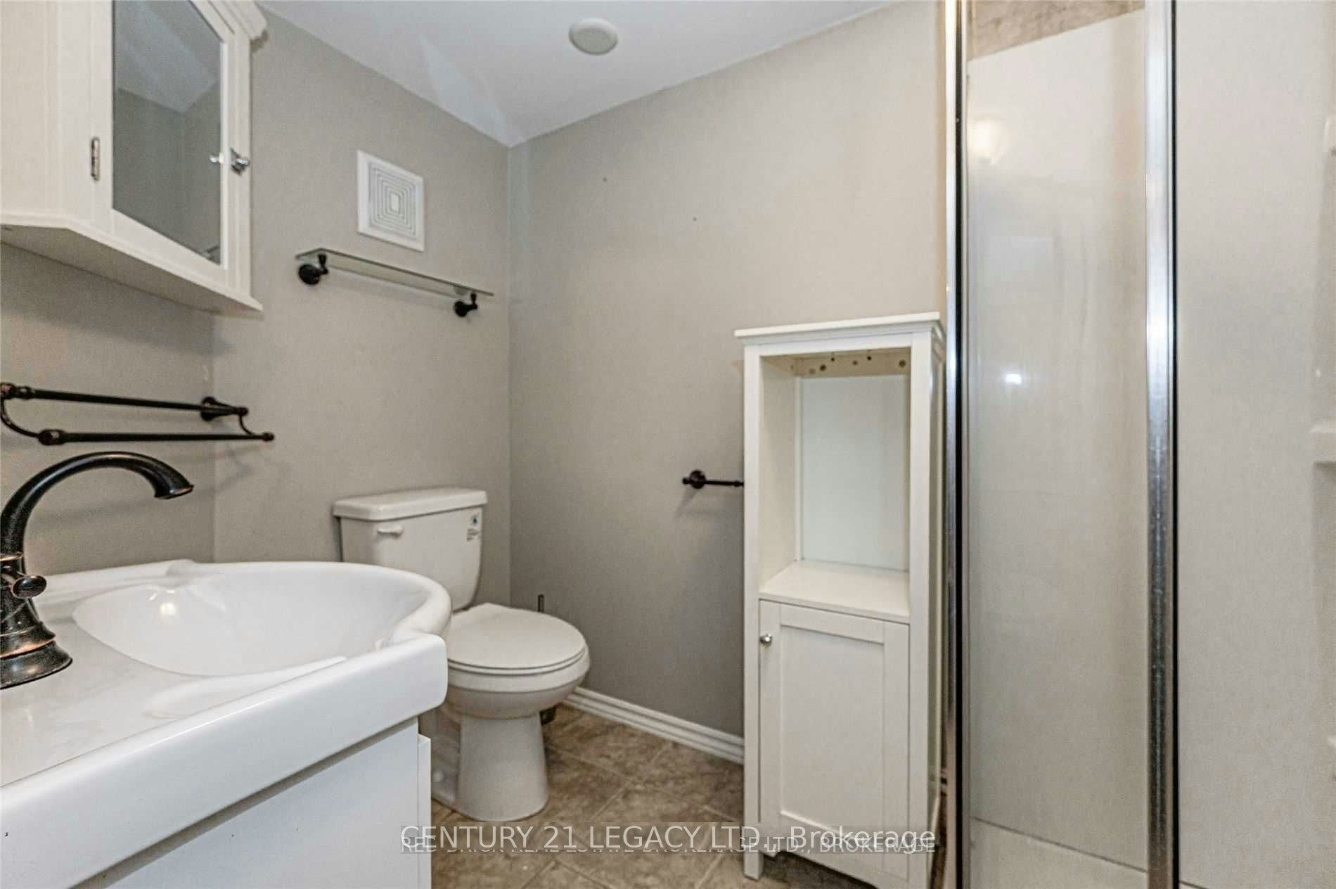 Bsmnt-224 River Road E, Kitchener, ON, N2B 2G8 - 9