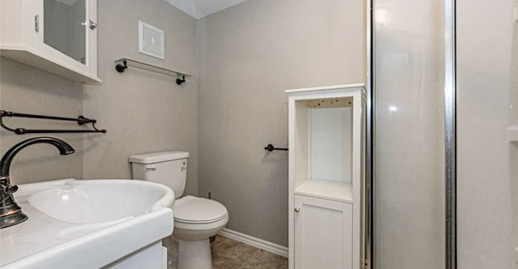 Bsmnt-224 River Road E, Kitchener, ON, N2B 2G8 - 9