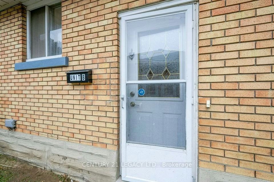 Bsmnt-224 River Road E, Kitchener, ON, N2B 2G8 - 2
