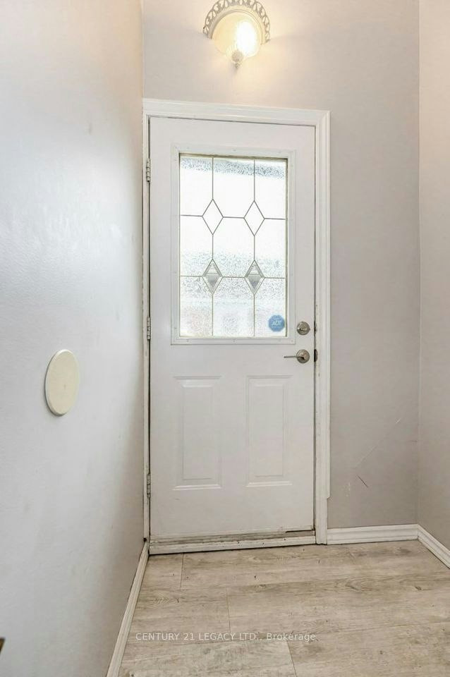 Bsmnt-224 River Road E, Kitchener, ON, N2B 2G8 - 3