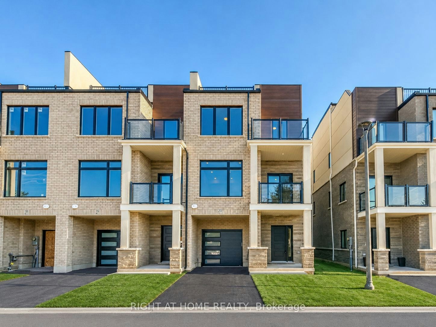 20-292 Vine Street, St. Catharines, ON, L2M 0E1