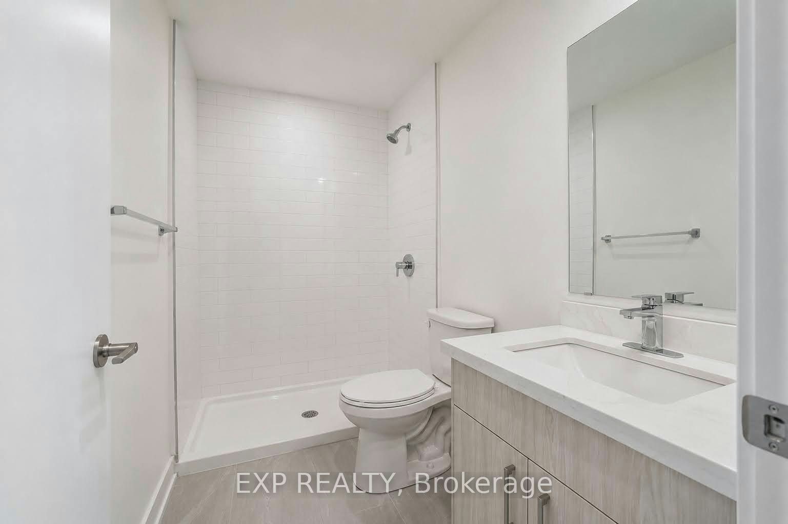 221-350 Prince Charles Drive N, Welland, ON, L3C 5A6 - 10