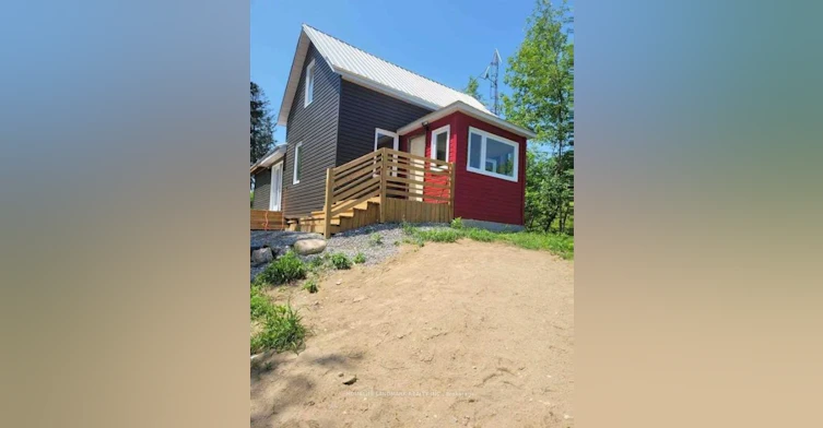 33 Bobcaygeon Road, Minden Hills, ON, K0M 2A0
