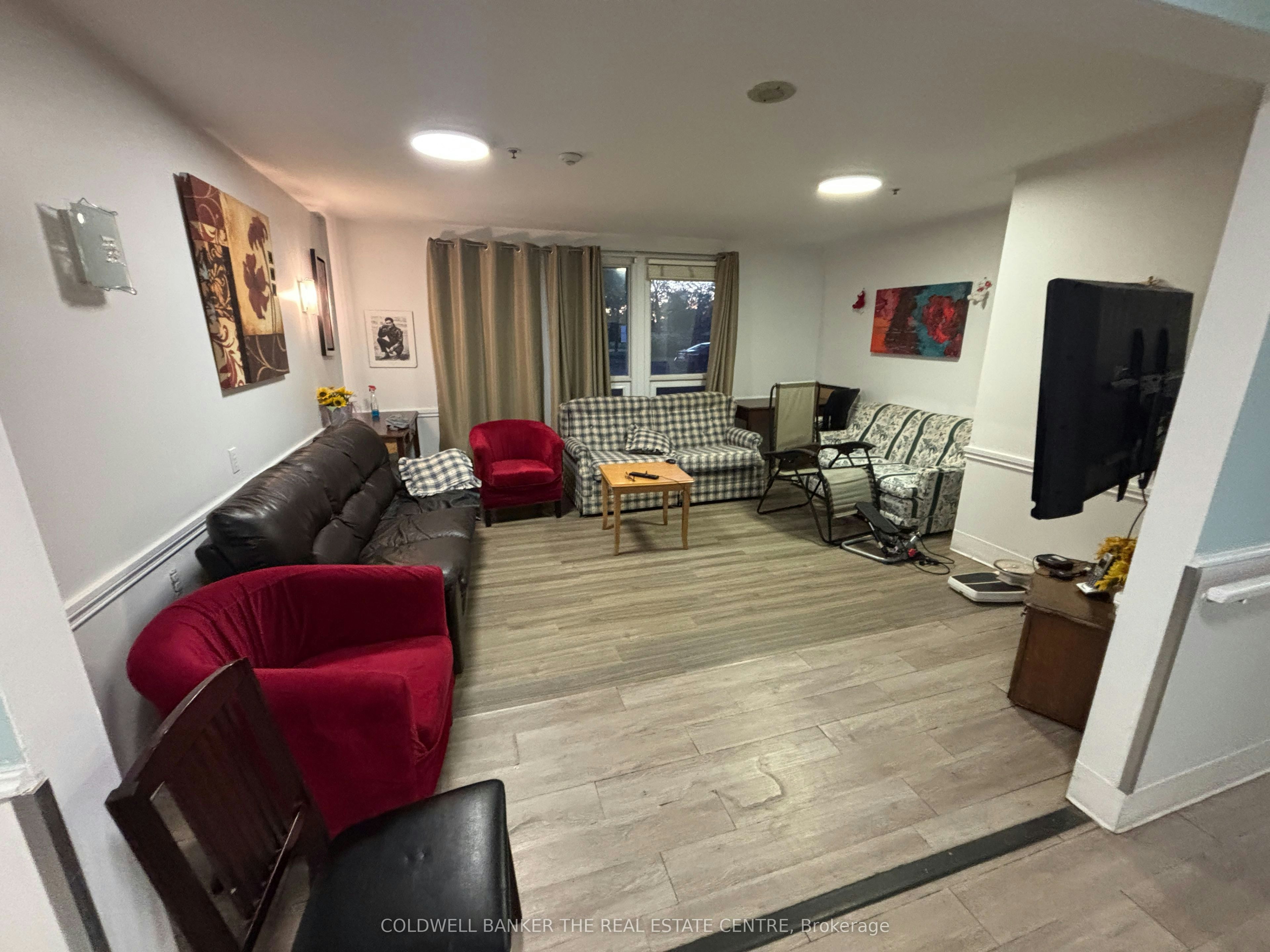 Rooms2,5,9,10,12,14,16,17-7715 Beaverdams Road, Niagara Falls, ON, L2H 2J4 - 7