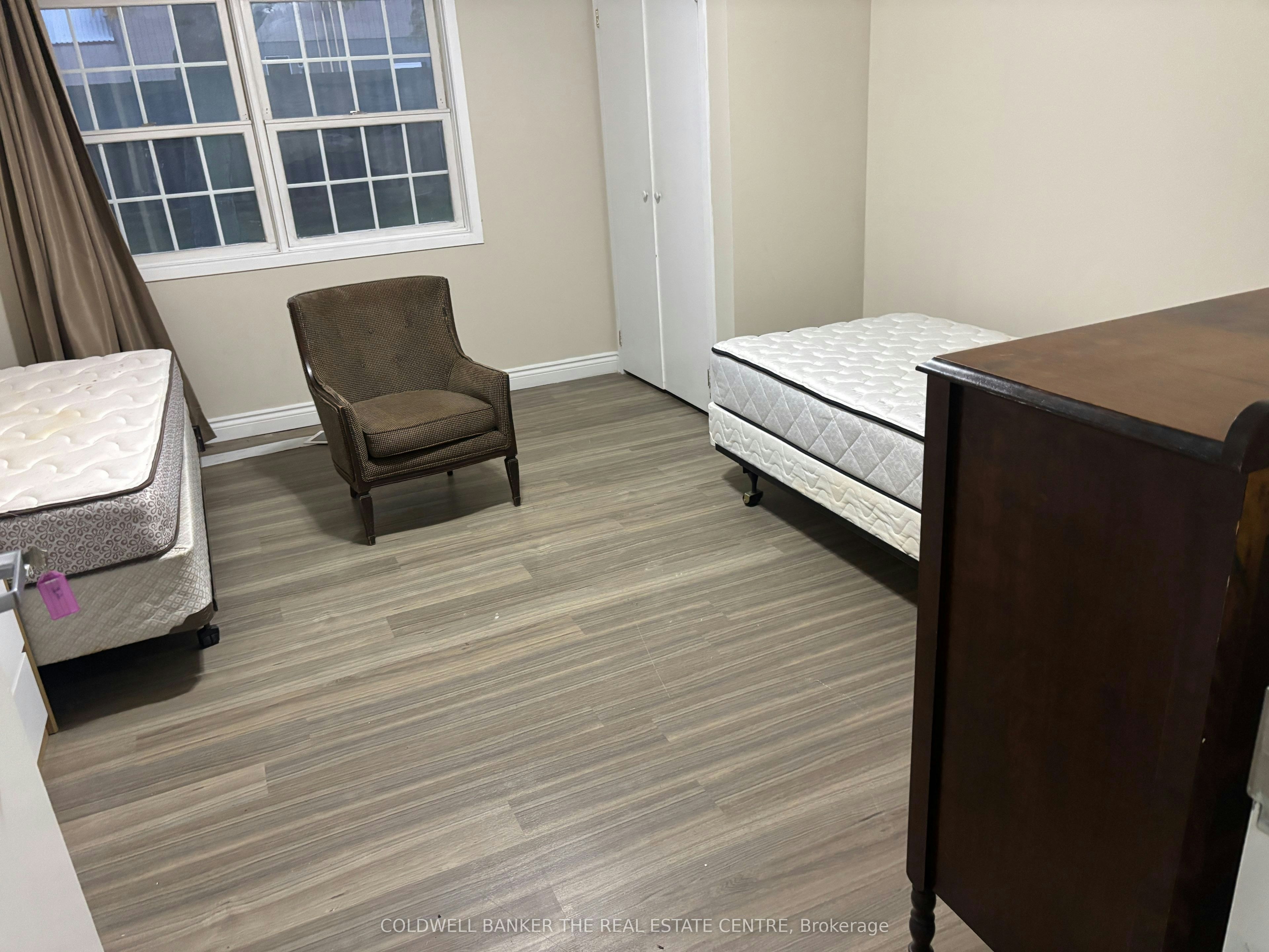Rooms2,5,9,10,12,14,16,17-7715 Beaverdams Road, Niagara Falls, ON, L2H 2J4 - 12
