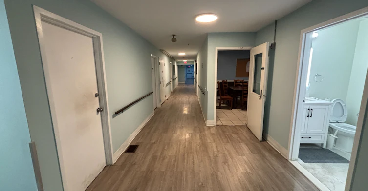 Rooms2,5,9,10,12,14,16,17-7715 Beaverdams Road, Niagara Falls, ON, L2H 2J4 - 15