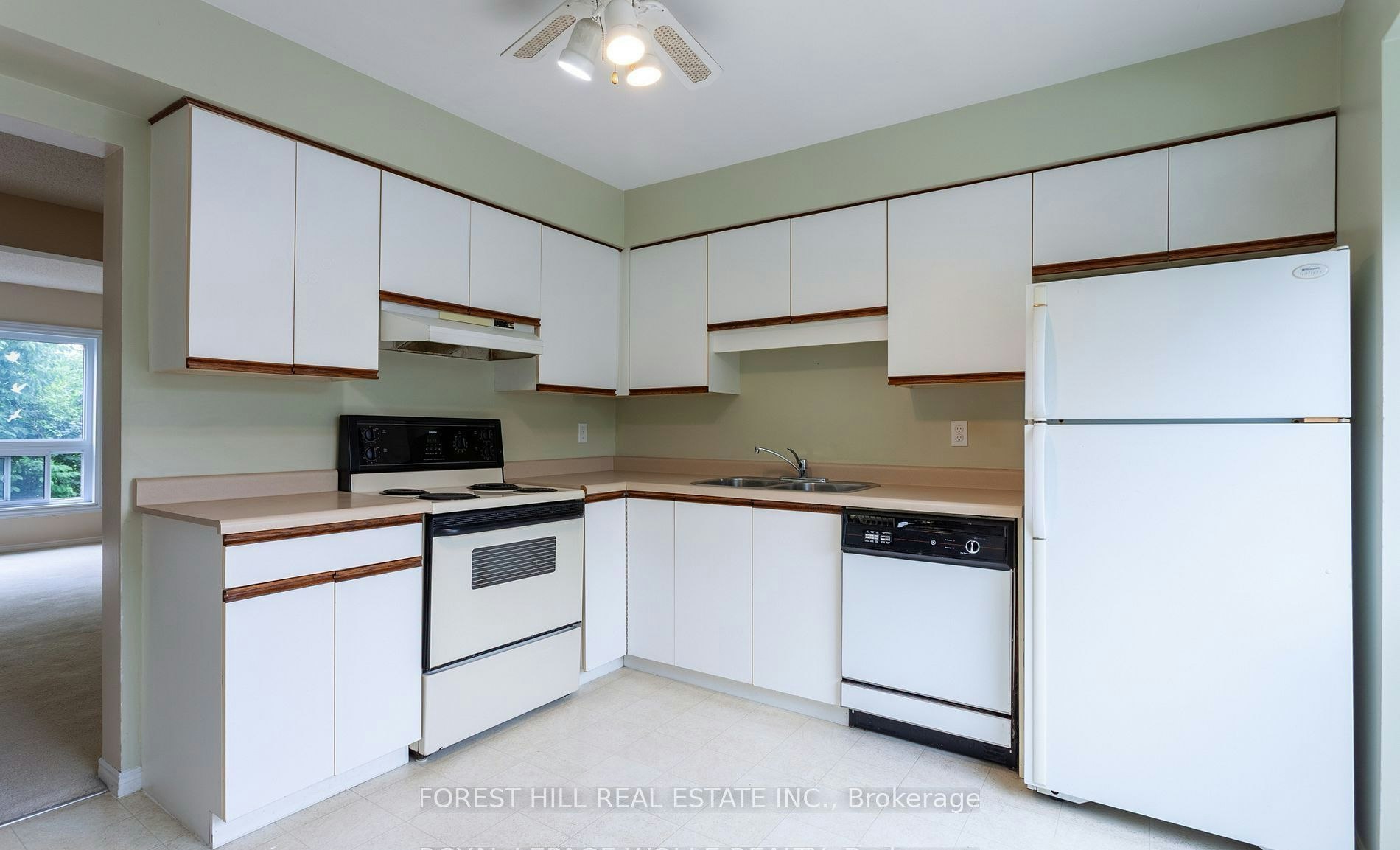 25-1990 Wavell Street, London, ON, N5V 4N5 - 4