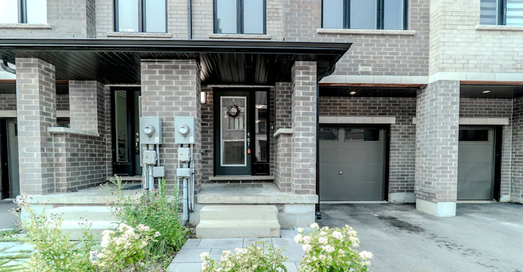 1207-585 Colborne St Street, Brantford, ON, N3S 0K4 - 2