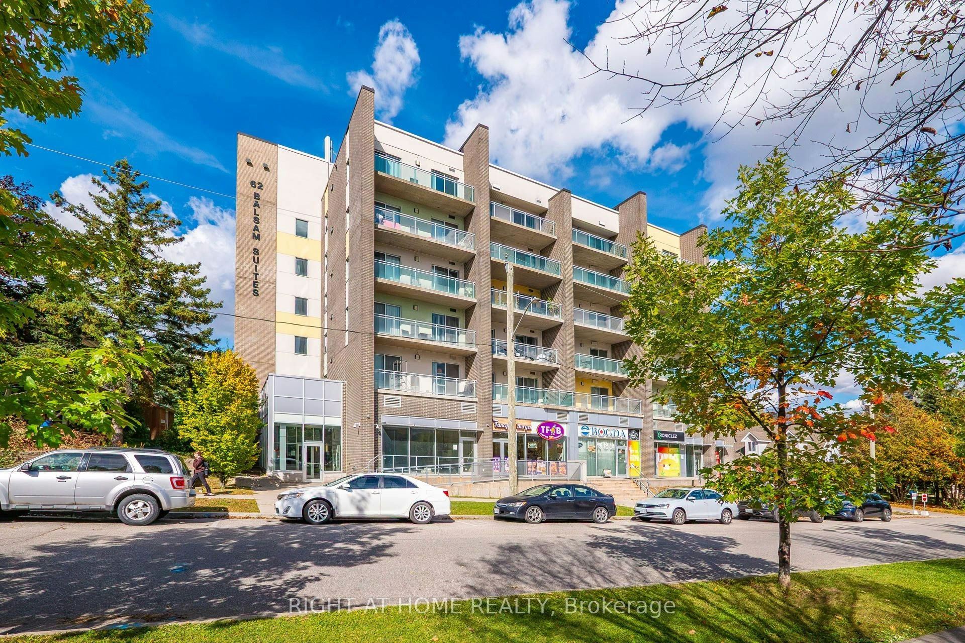 B508-62 Balsam Street, Waterloo, ON, N2L 3H2