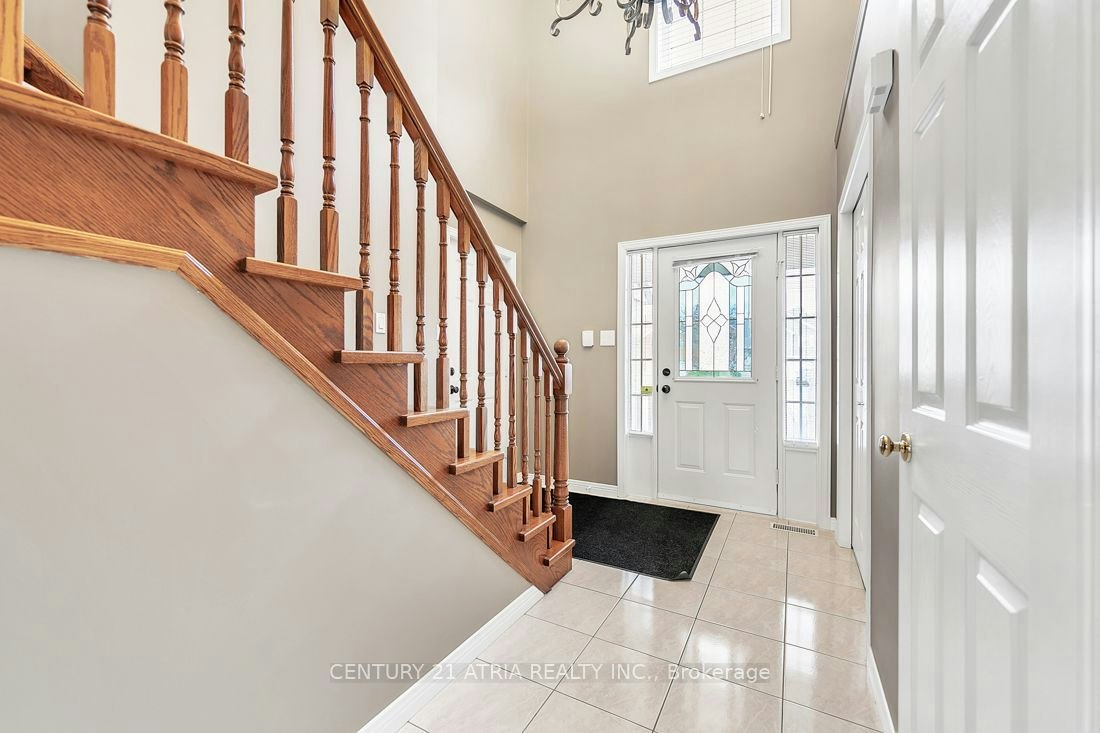 51 Oliver Court, Kitchener, ON, N2N 3E7 - 4