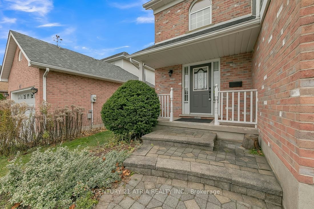 51 Oliver Court, Kitchener, ON, N2N 3E7 - 2