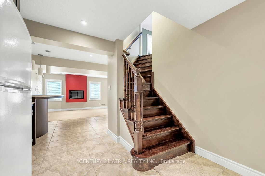 51 Oliver Court, Kitchener, ON, N2N 3E7 - 17