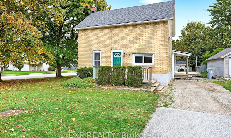 455 Simcoe Street