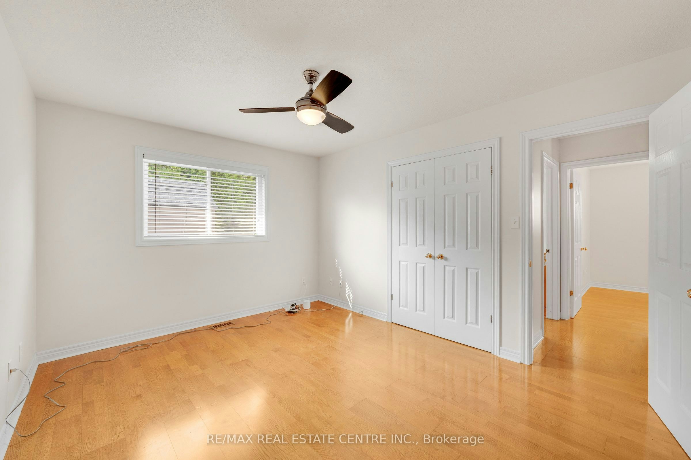 Main Level-26 Phillipo Drive, Hamilton, ON, L9B 2P6 - 16