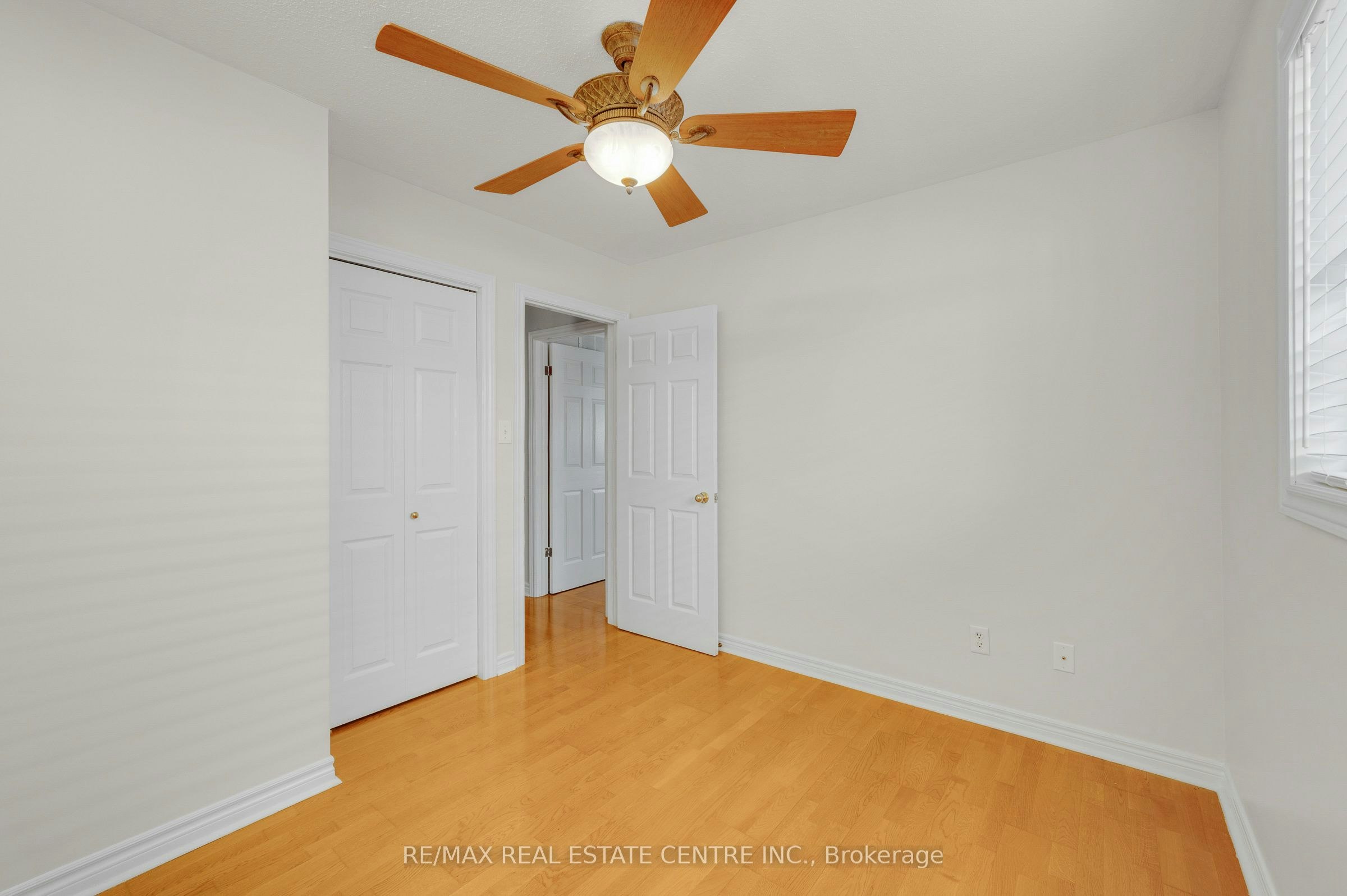 Main Level-26 Phillipo Drive, Hamilton, ON, L9B 2P6 - 20