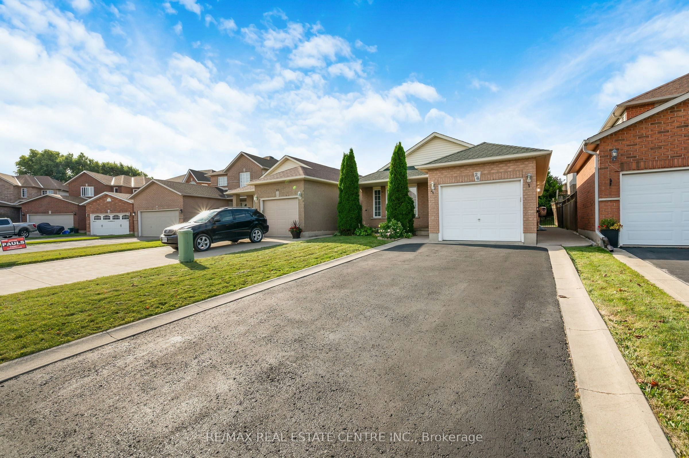 Main Level-26 Phillipo Drive, Hamilton, ON, L9B 2P6 - 2