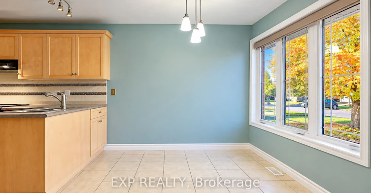 Upper-487 Brentcliffe Drive, Waterloo, ON, N2T 2R8 - 6