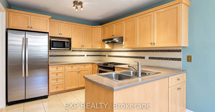Upper-487 Brentcliffe Drive, Waterloo, ON, N2T 2R8 - 9