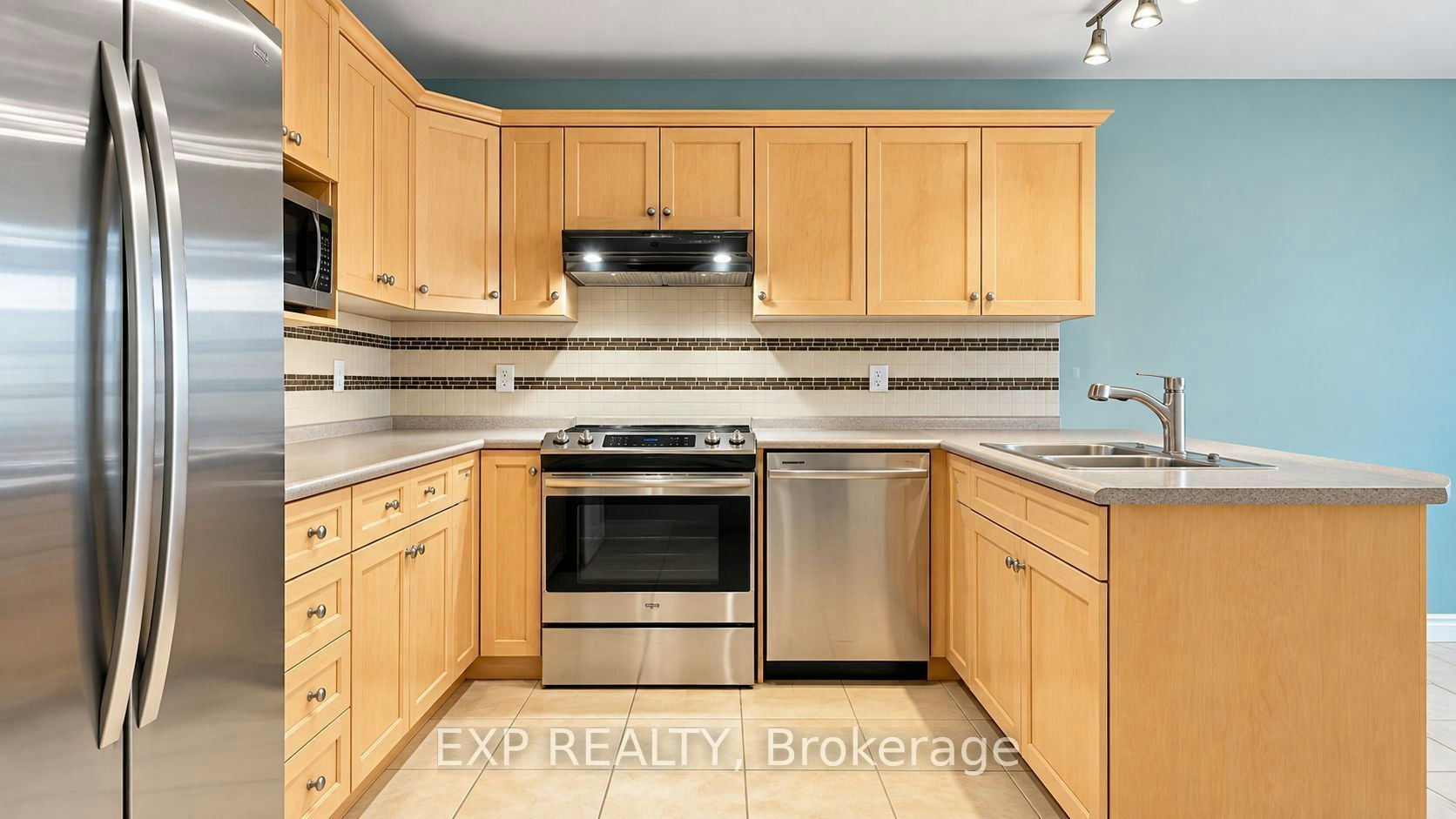 Upper-487 Brentcliffe Drive, Waterloo, ON, N2T 2R8 - 10