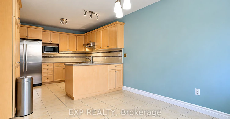 Upper-487 Brentcliffe Drive, Waterloo, ON, N2T 2R8 - 7
