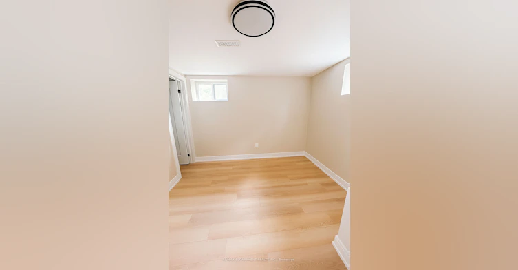 LOWER-35 Wildewood Avenue, Hamilton, ON, L8T 1X4 - 7