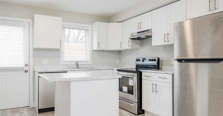 75-7768 Ascot Circle, Niagara Falls, ON, L2H 3P9 - 4