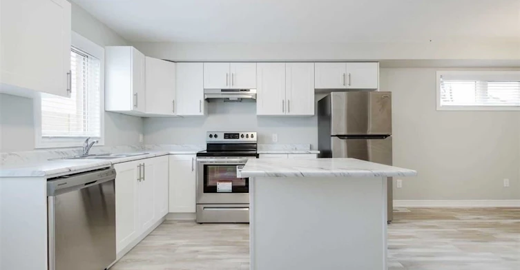 75-7768 Ascot Circle, Niagara Falls, ON, L2H 3P9 - 7