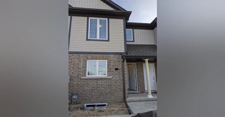 75-7768 Ascot Circle, Niagara Falls, ON, L2H 3P9