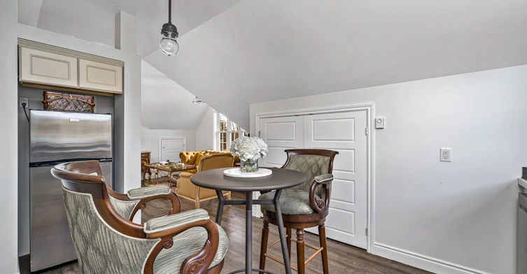 Coach House-10 Deerfield Court, Prince Edward County, ON, K8N 4Z1 - 16