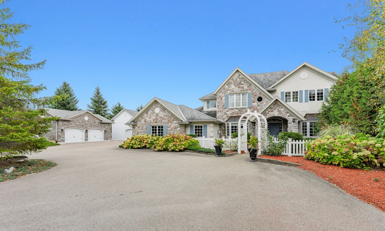 6805 Concession 2 N/A