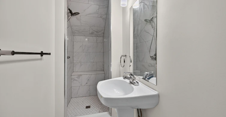 4-21 West Avenue S, Hamilton, ON, L8N 2S2 - 10