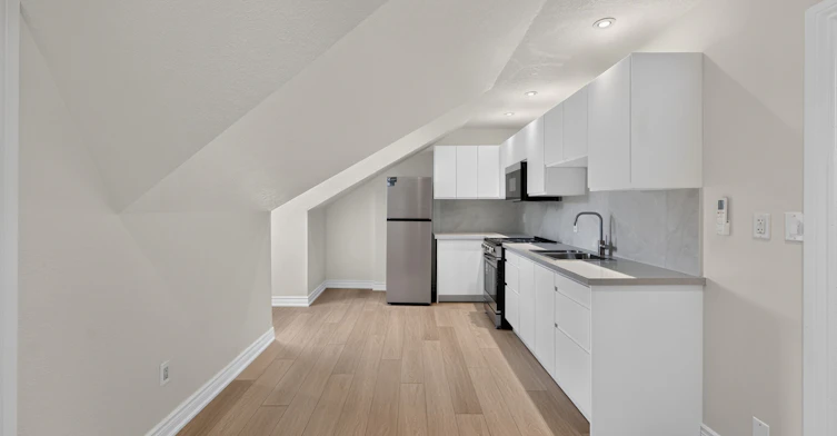 4-21 West Avenue S, Hamilton, ON, L8N 2S2 - 6