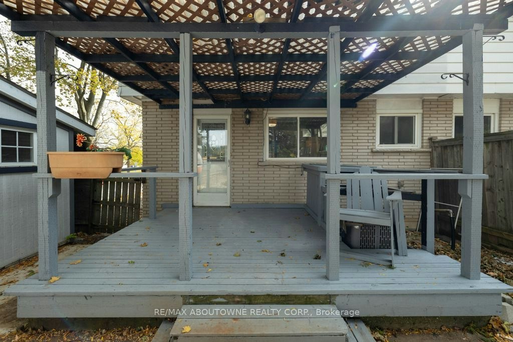 4 Glamis Court, Hamilton, ON, L9C 6B3 - 13
