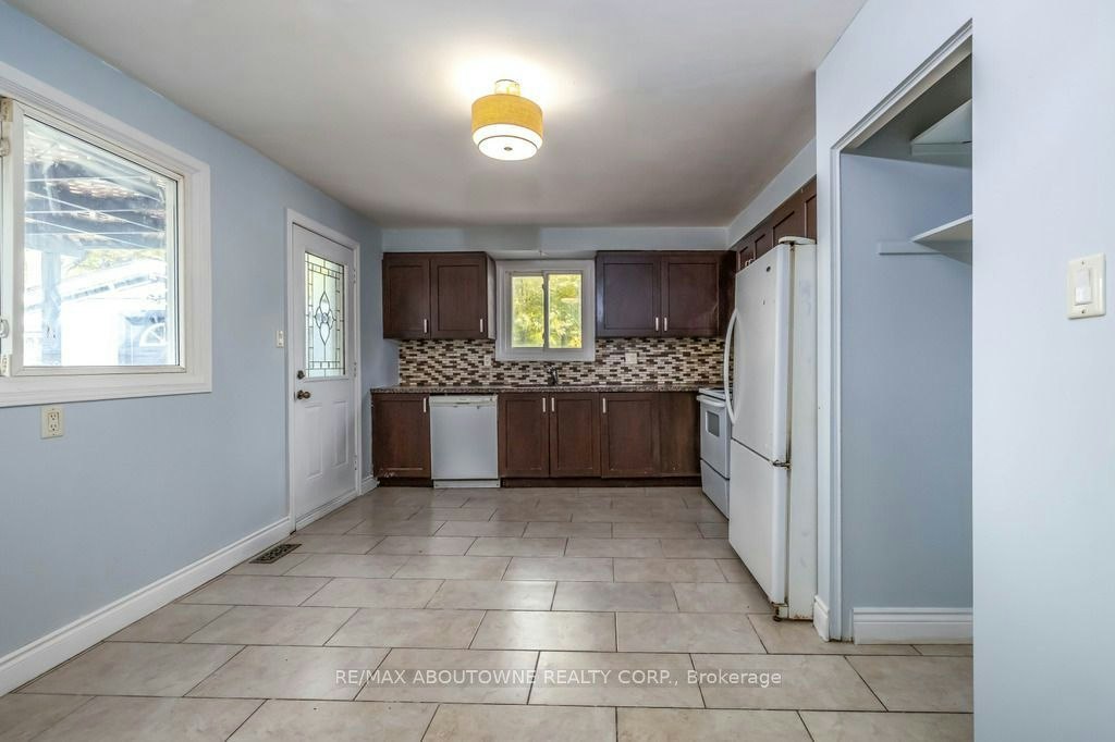 4 Glamis Court, Hamilton, ON, L9C 6B3 - 21
