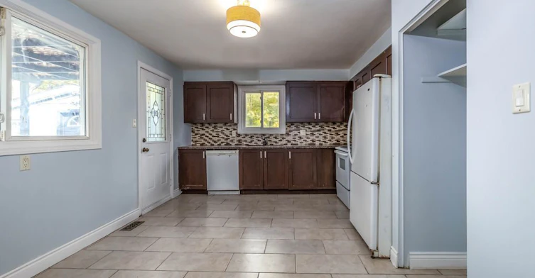 4 Glamis Court, Hamilton, ON, L9C 6B3 - 21