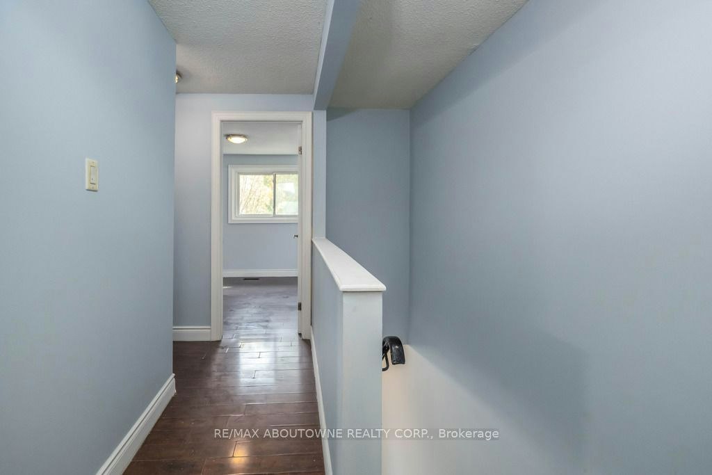 4 Glamis Court, Hamilton, ON, L9C 6B3 - 34