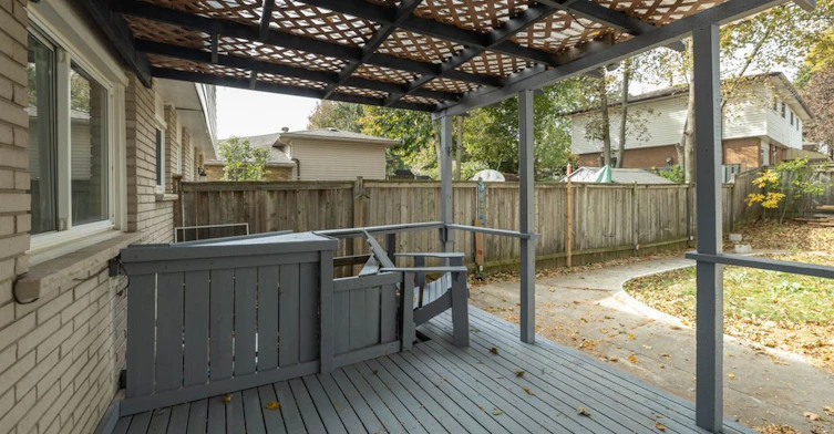 4 Glamis Court, Hamilton, ON, L9C 6B3 - 9