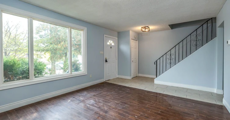 4 Glamis Court, Hamilton, ON, L9C 6B3 - 16