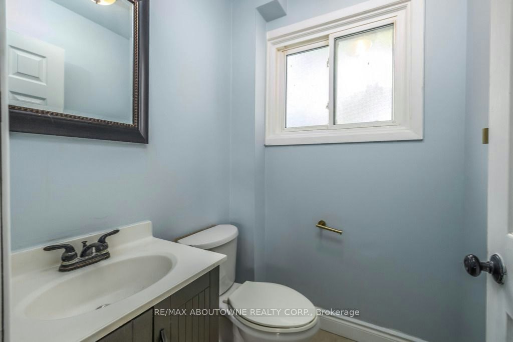 4 Glamis Court, Hamilton, ON, L9C 6B3 - 25