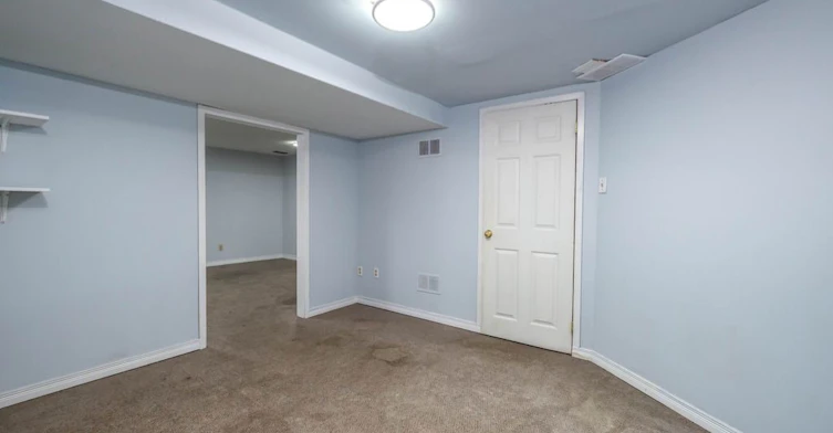 4 Glamis Court, Hamilton, ON, L9C 6B3 - 32