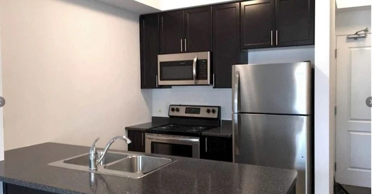 203-125 Shoreview Place, Hamilton, ON, L8E 0K3 - 12