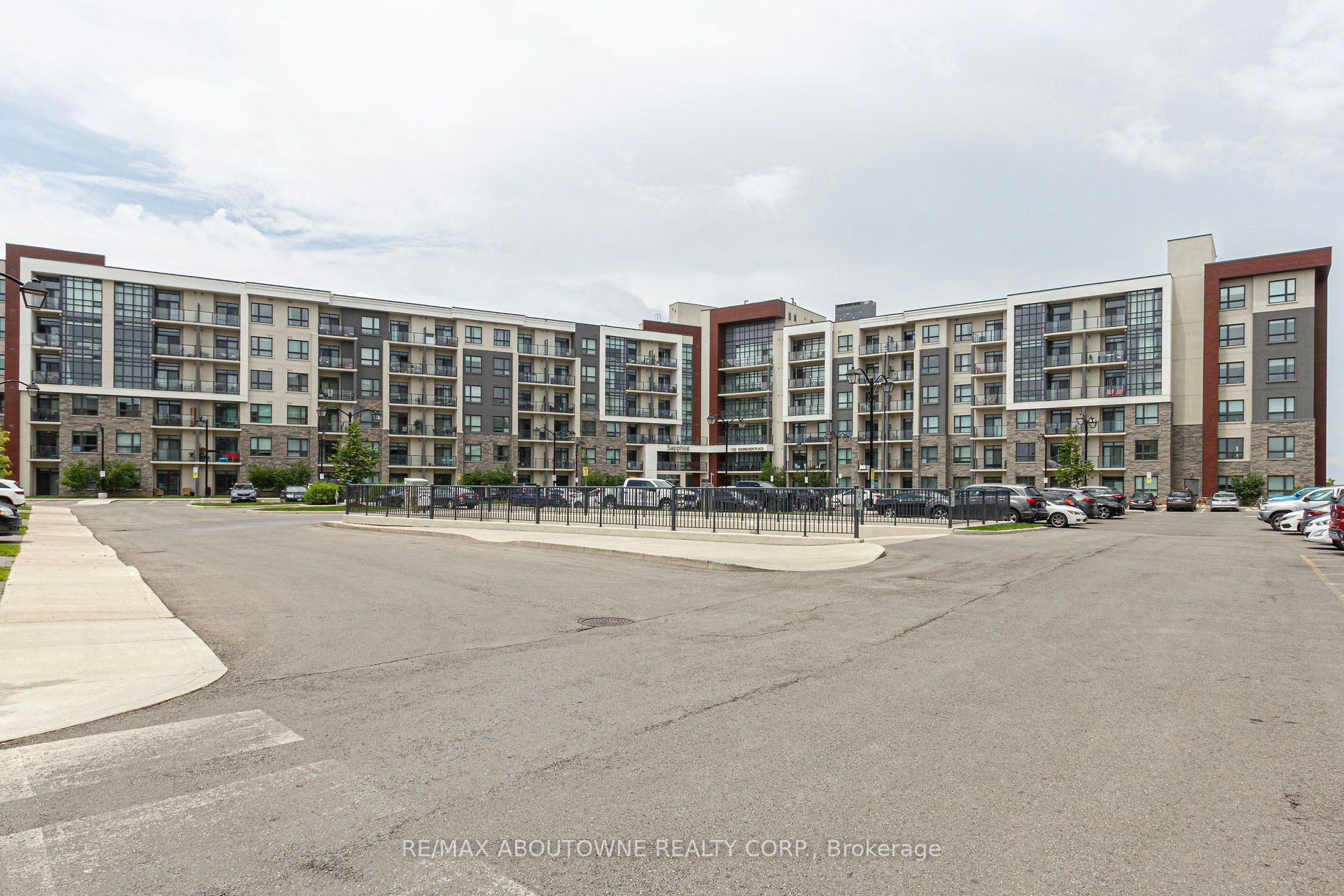 203-125 Shoreview Place, Hamilton, ON, L8E 0K3 - 4