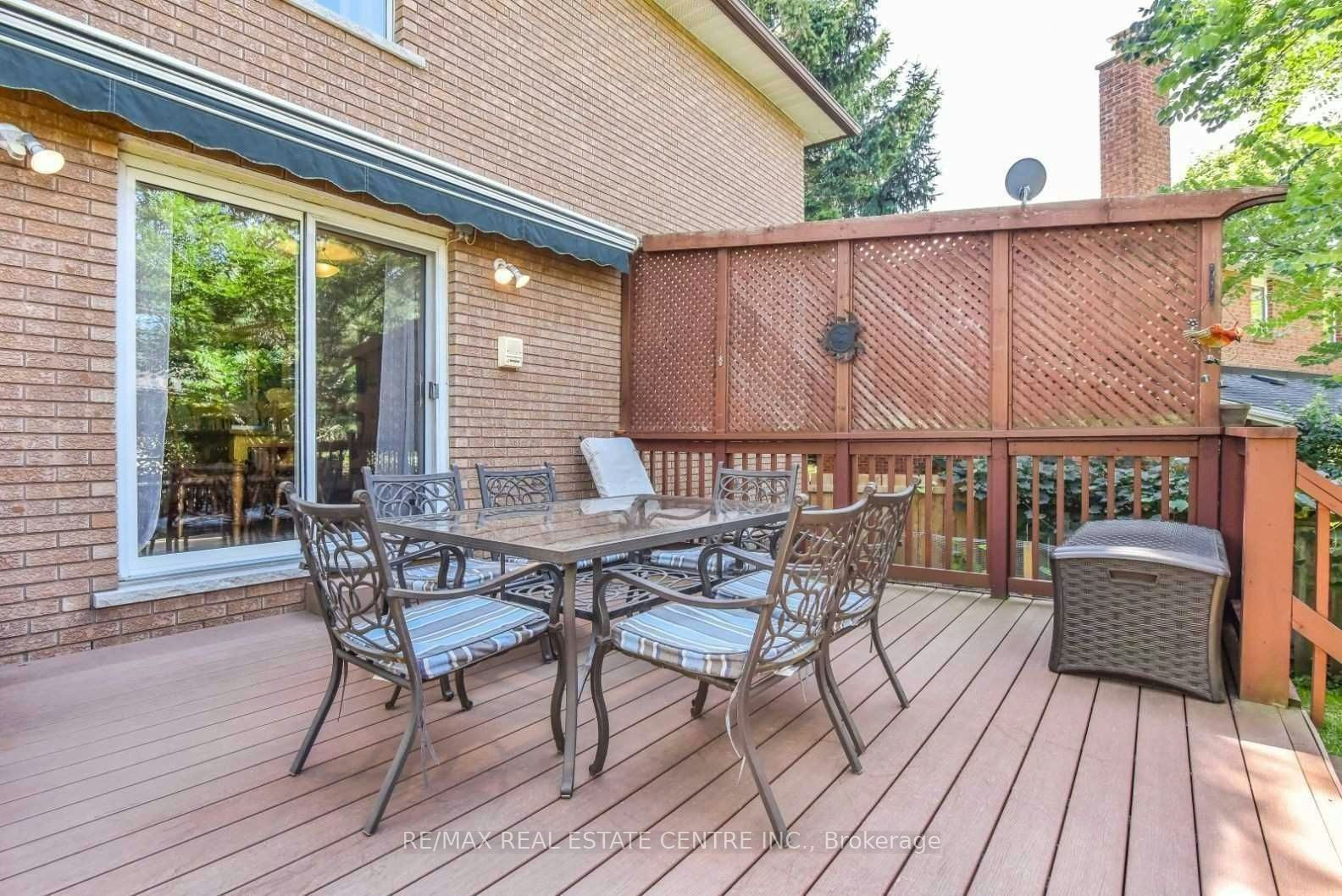28 Walnut Drive, Guelph, ON, N1E 4B3 - 5