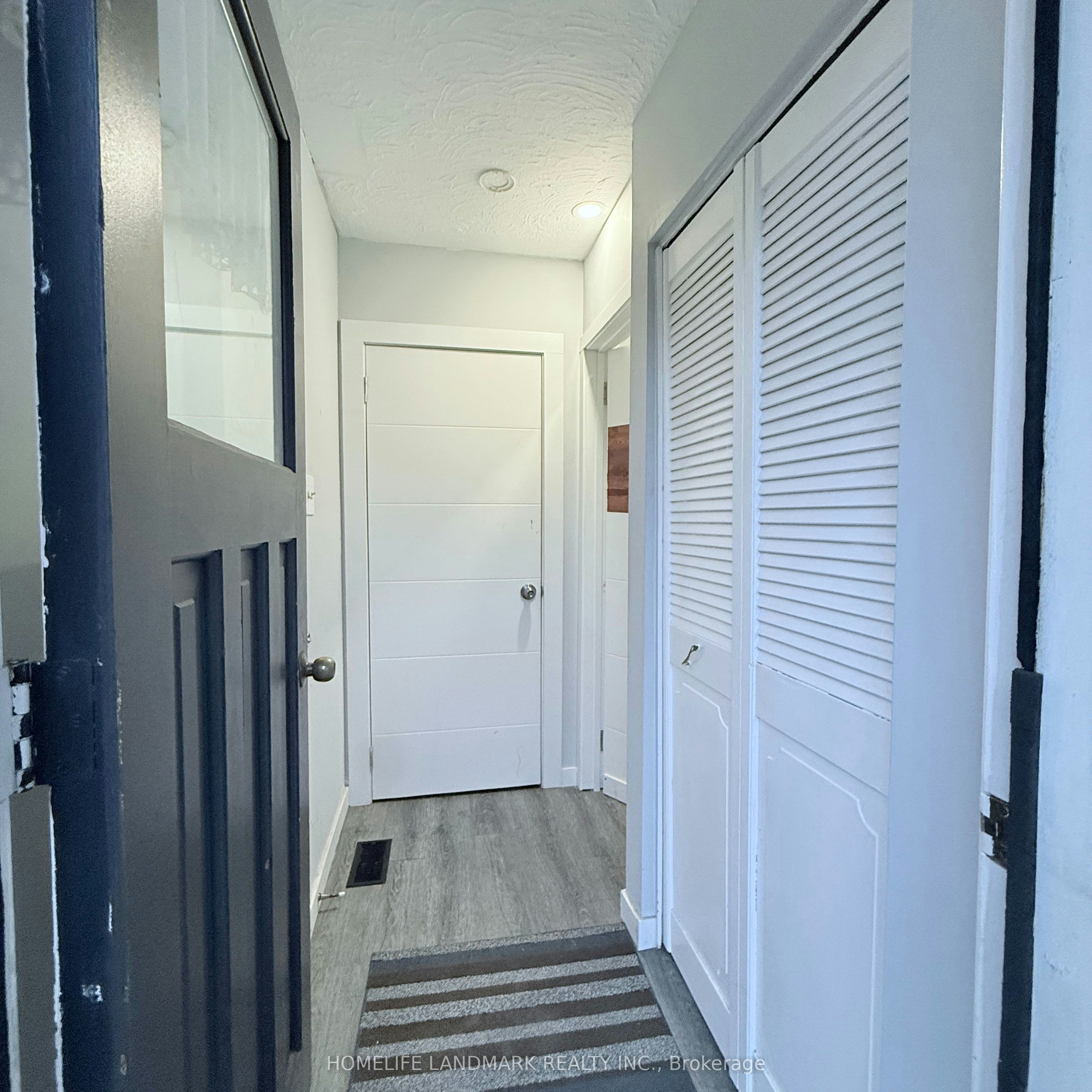 31 Country Club Drive, Hamilton, ON, L8K 5W4 - 3